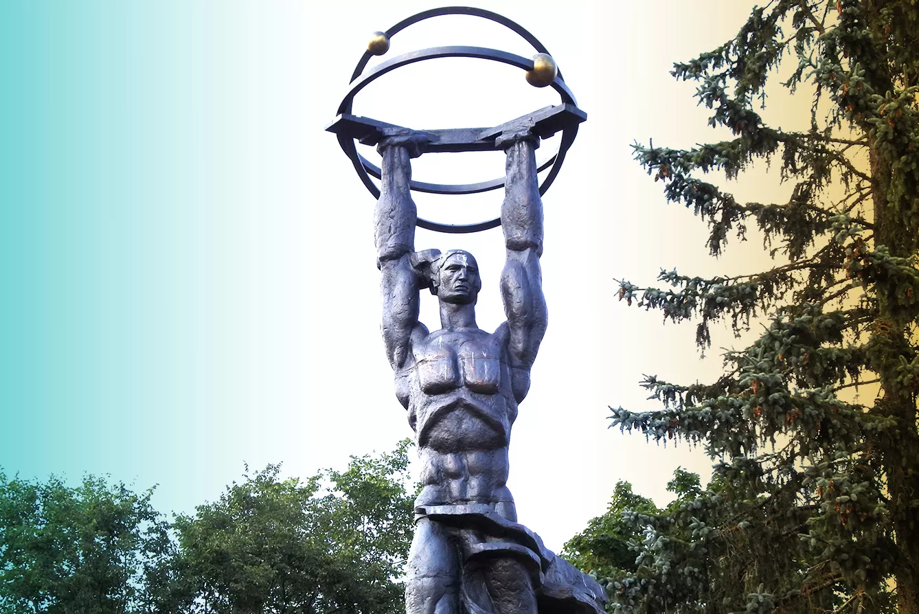Soviet atomic statue