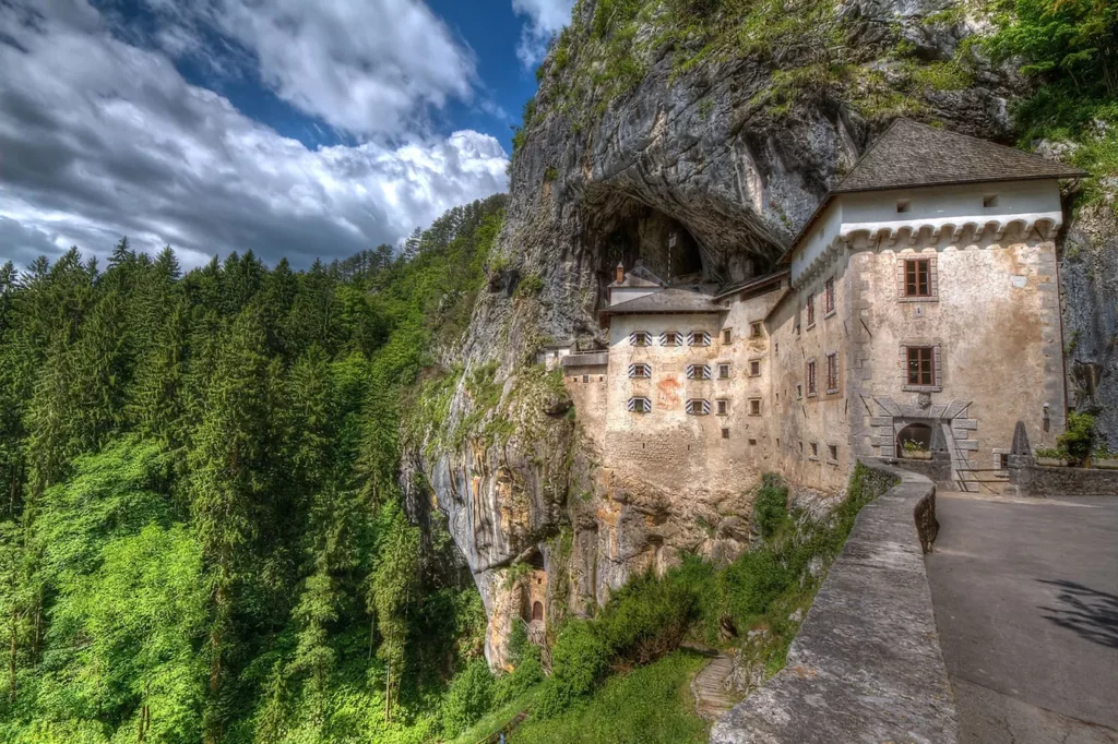 Predjama castle