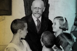 Janusz Korczak and children at the orphanage