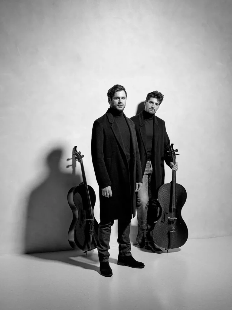 2CELLOS