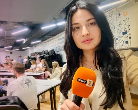 Maria Plachkova, a Ukrainian-born journalist of Bulgarian descent