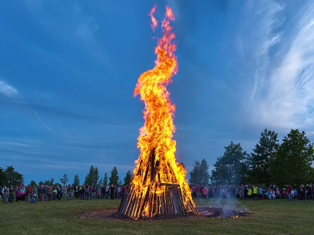 Kuressaare, Saaremaa island, Estonia. Traditional large bonfire to celebrate the Jaanipaev (Jaan's Day). This Estonian public holiday corresponds to the English Midsummer Day