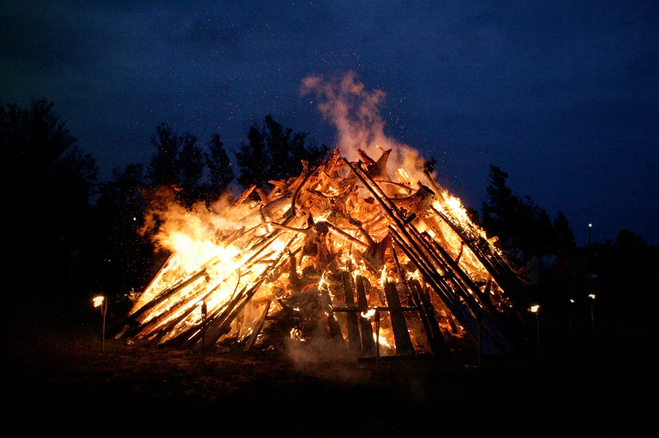 Midsummer Night's Bonfire in Kuressaare