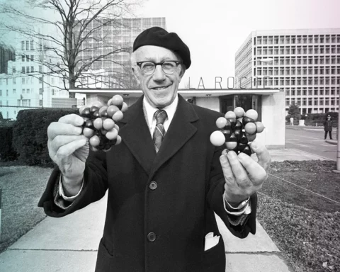 Chemist Leo Sternbach inventor of Valium on November 5, 1976 in Nutley, New Jersey.