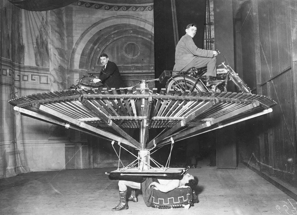 Strongman Sigmund Breitbart during a performance at the circus, 1925