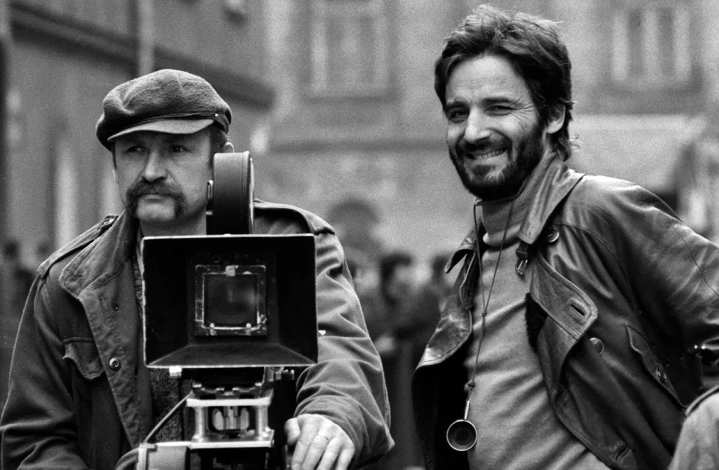 Krakow, 1978 - The set of the film "On the Silver Globe" in Krakow's Kazimierz district, pictured on the right is the film's director Andrzej Zulawski, on the left is cinematographer Andrzej J. Jaroszewicz.