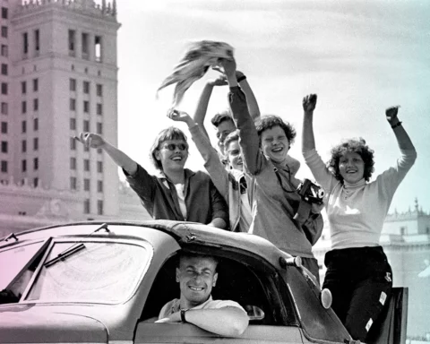 Poland, Warsaw, 08.1955. 5th World Festival of Youth and Students (31.07 - 15.08.1955). On photo: festival participants.