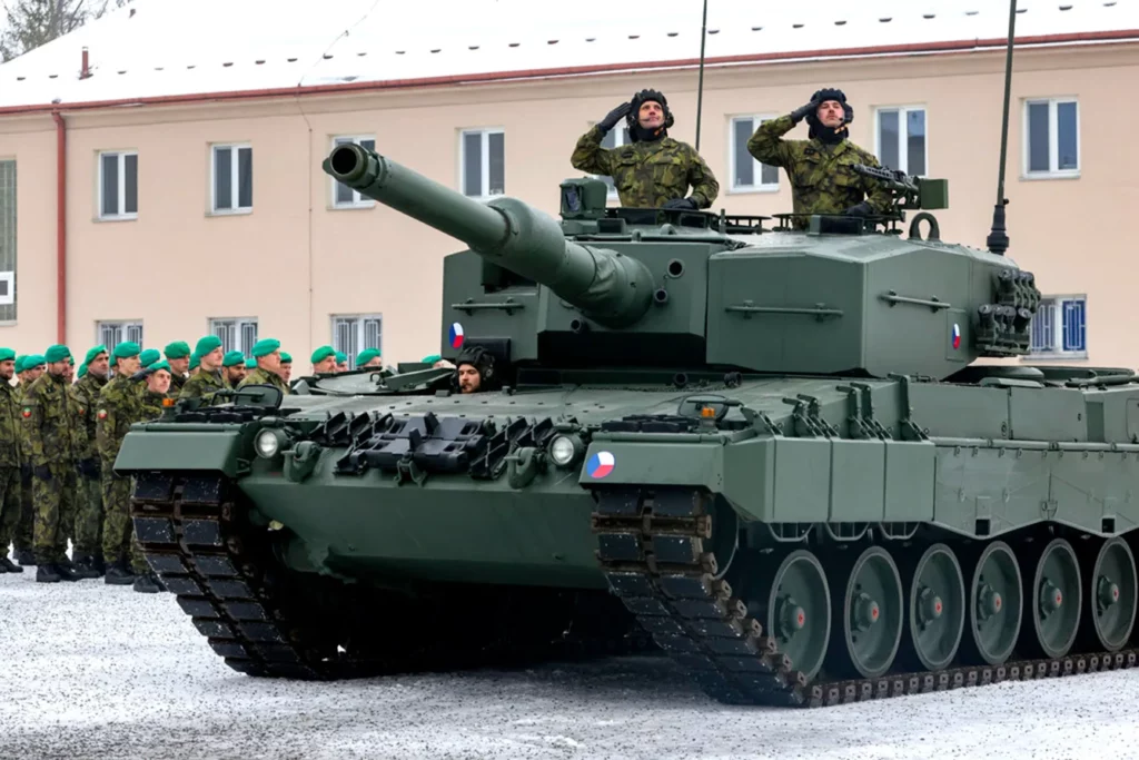 Tank Leopard 2A4, tank that the Czech Republic received from Germany for its assistance to Ukraine, 21 December 2022.