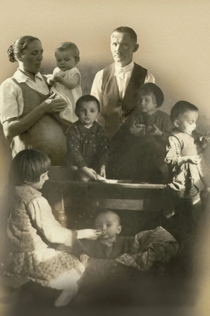 Józef and Wiktoria Ulma with seven children